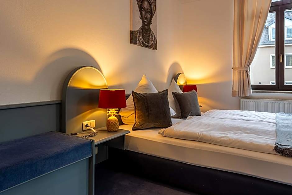 Hotel Mauritius - Im Herzen von Crimmitschau - Frühstück buchbar - Restaurant - Café - Fahrradbox