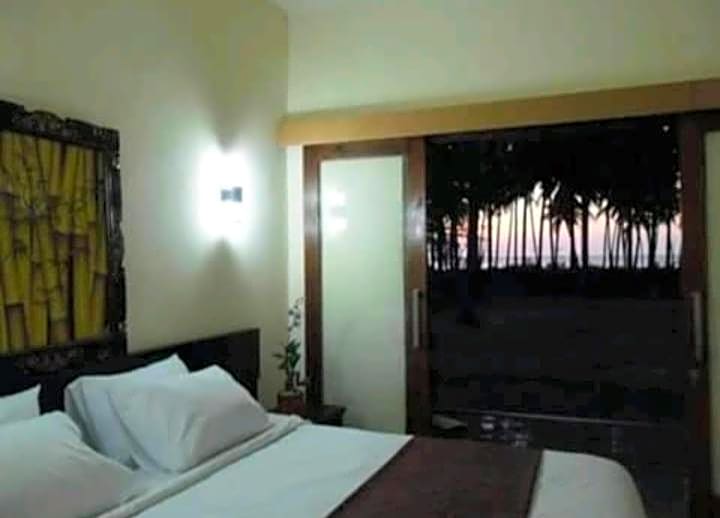 GONDANG1 beach hotel