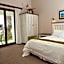 Riviera Hotel & Chalets