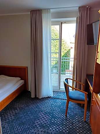Single Room with Balcony
