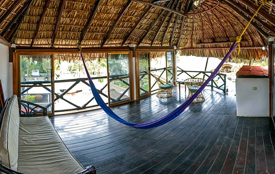 Hotel Bungalows y Cabañas Acuario