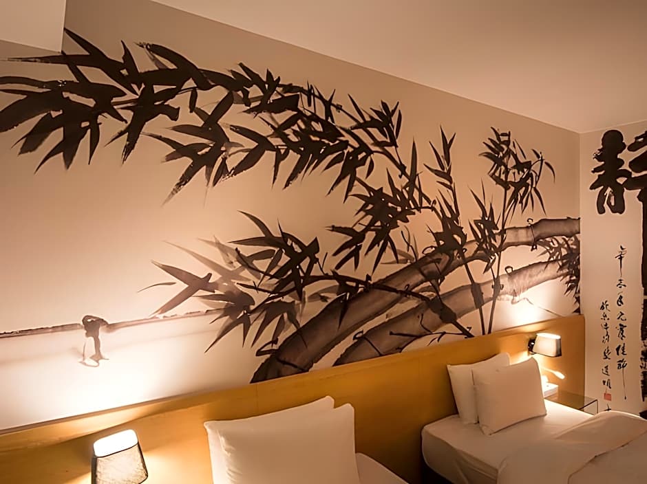 Travel Art Inn