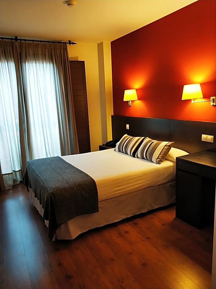 Hotel Puerta del Arco