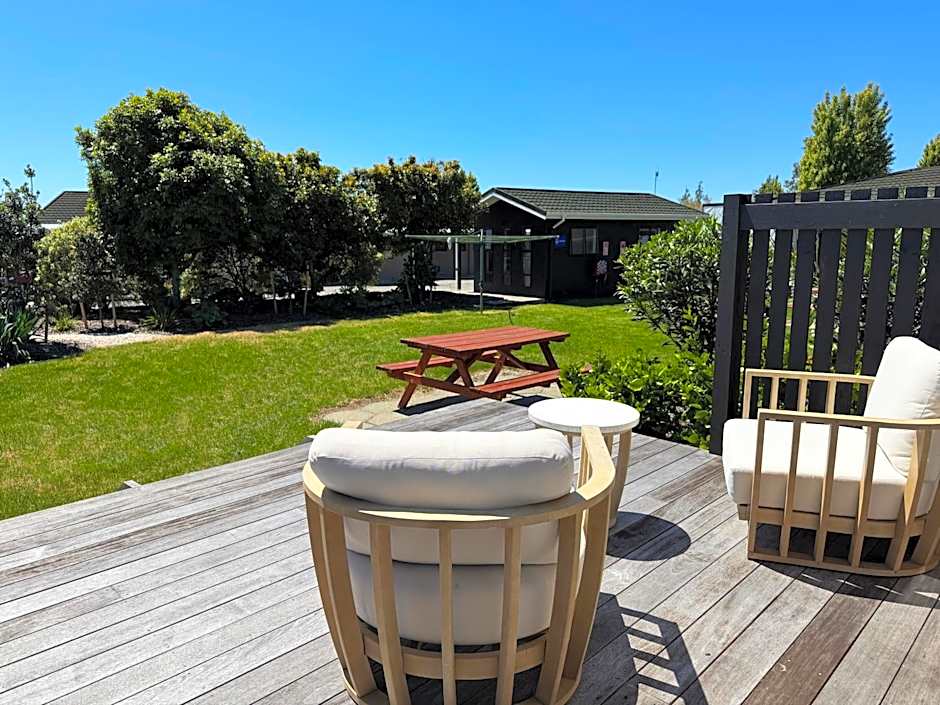 Tāhuna Beach Holiday Park
