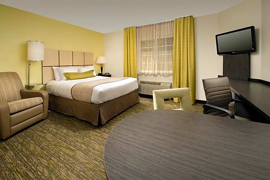 Candlewood Suites Richmond - South By IHG