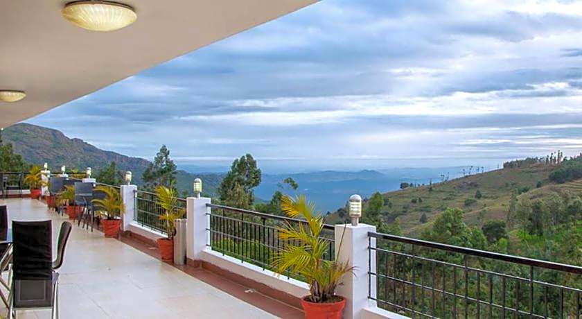 Mount 'n' Mist Hotel