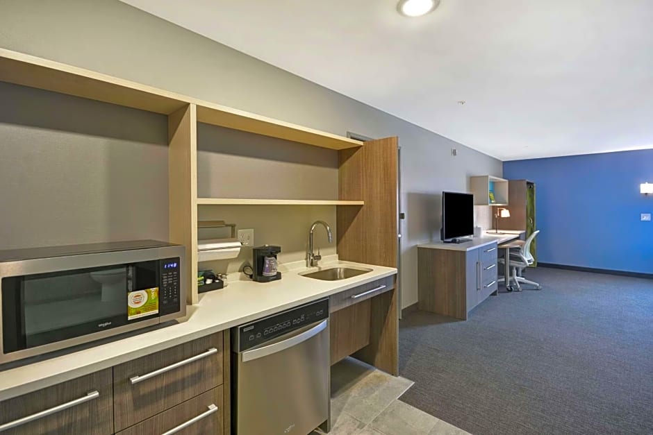 Home2 Suites By Hilton Grand Rapids North