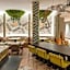Hotel Paradox, Autograph Collection