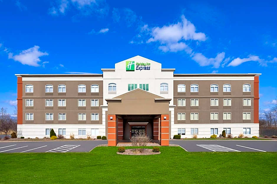 Holiday Inn Express Syracuse-Fairgrounds by IHG