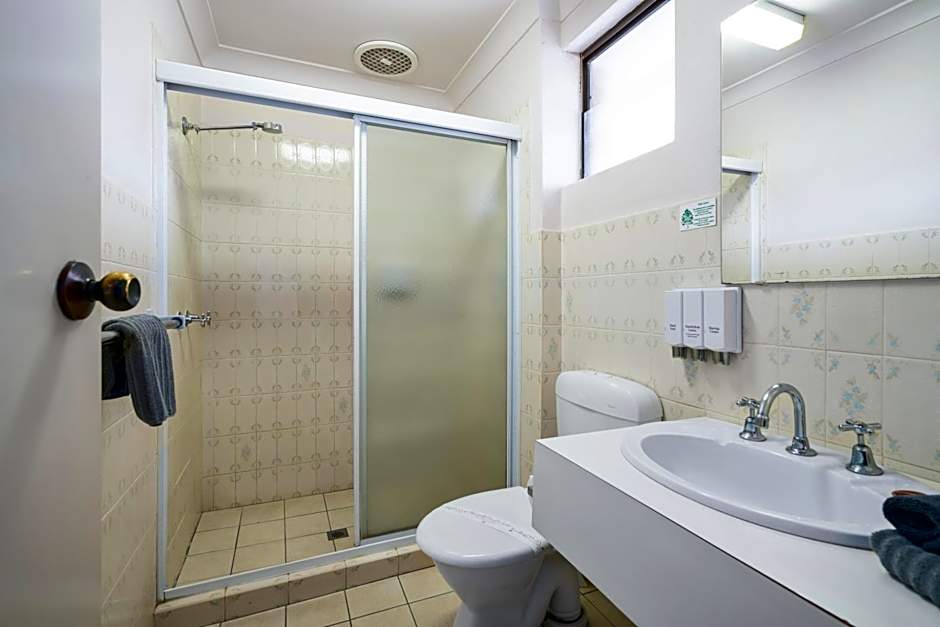 Garden City Motor Inn