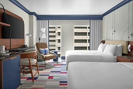 Classic Queen Room - Mobility Accessible with Roll-In Shower