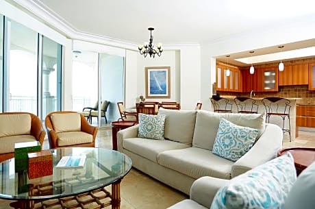 3-Bedroom Oceanfront Suite