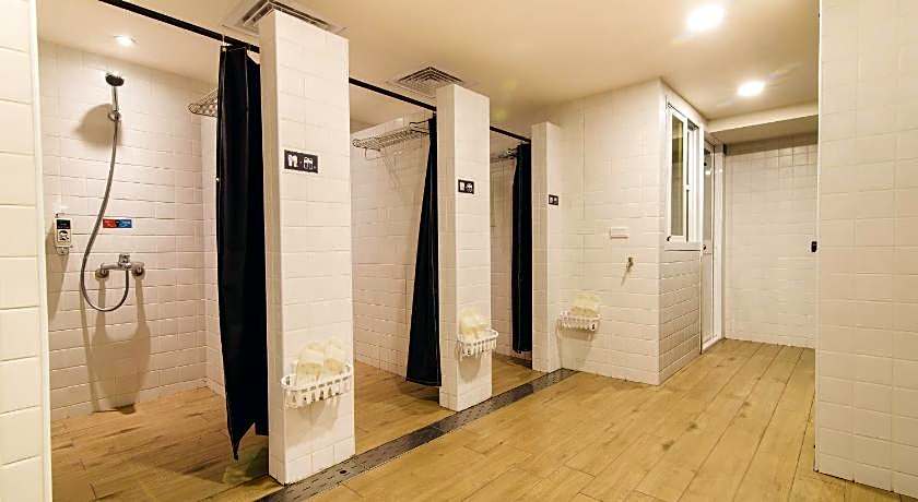 Ahiruyah Guest House