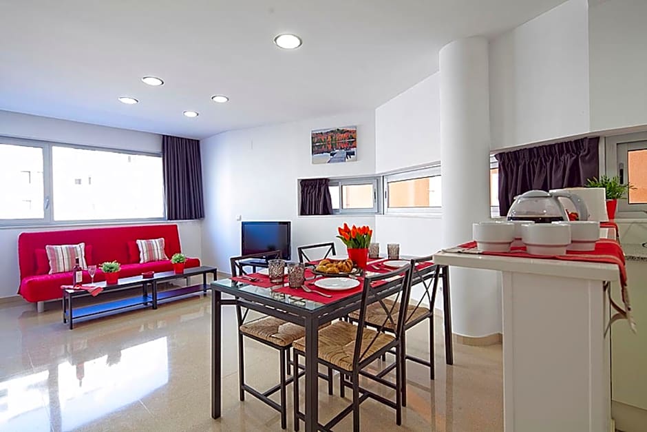 Charmsuites Paralel Apartments