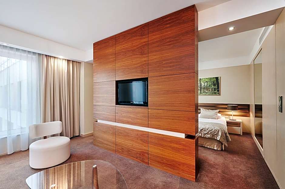 Hotel Narvil Conference & Spa