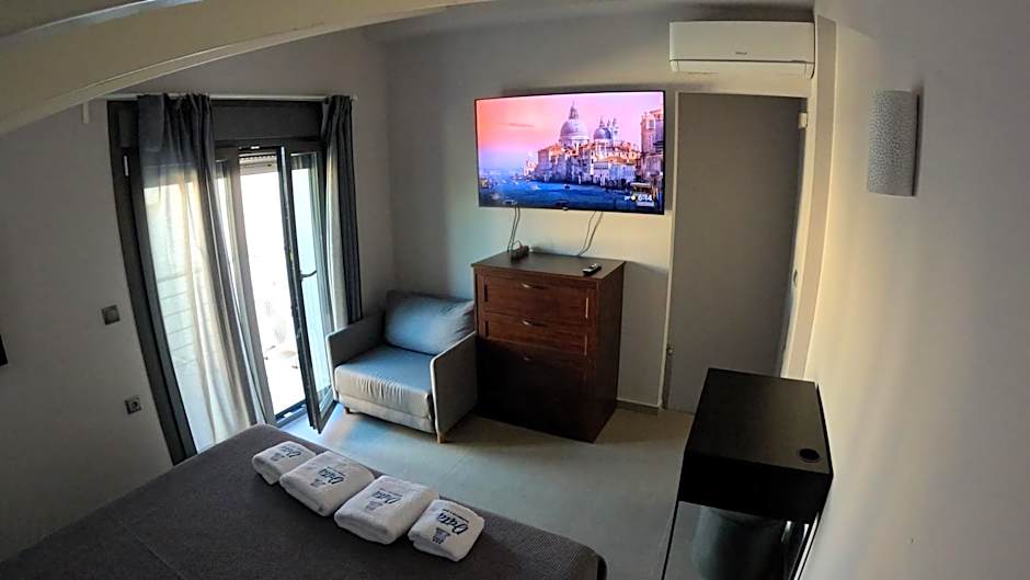 DATA Maisonettes and more