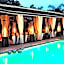 Hotel Shangri-La