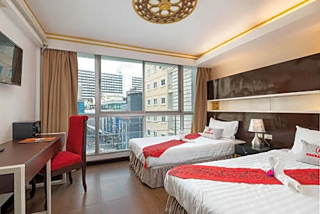 Deluxe Twin Room