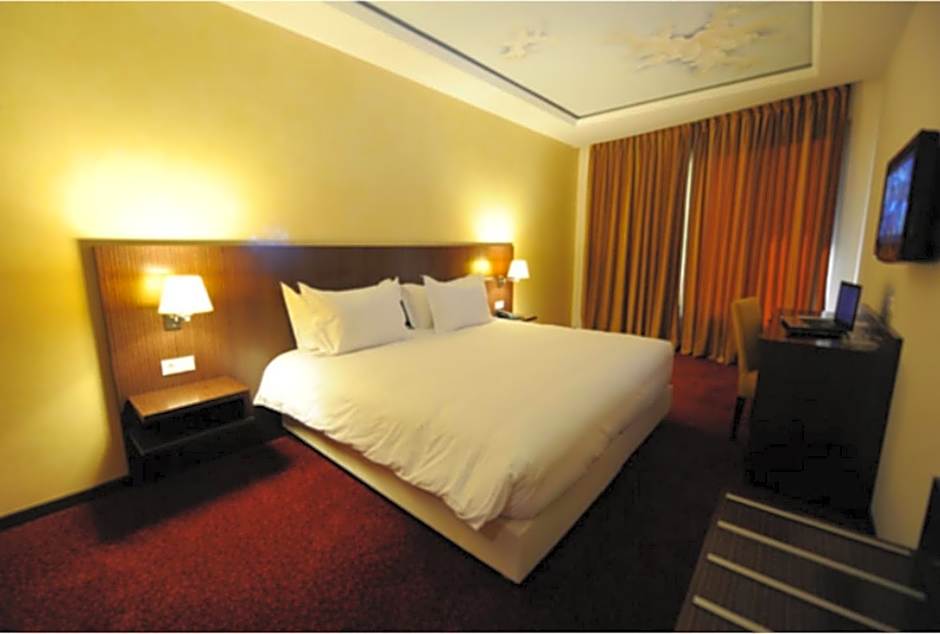 Rive Hotel