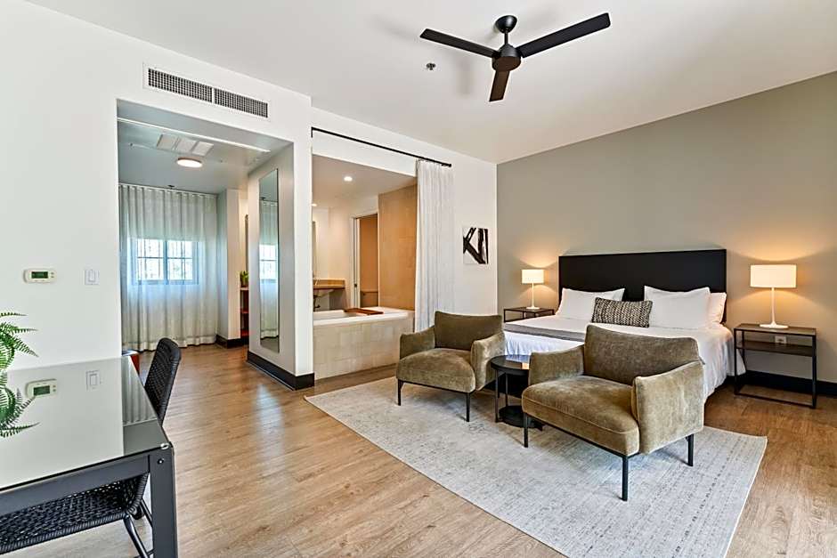 Hotel Casa 425 + Lounge, A Four Sisters Inn