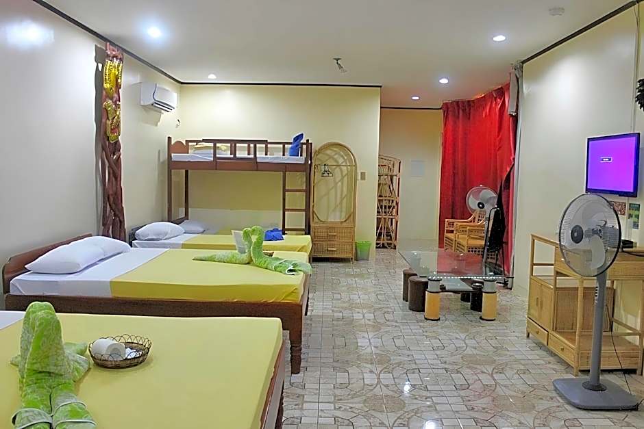 Deep Forest Garden Hotel