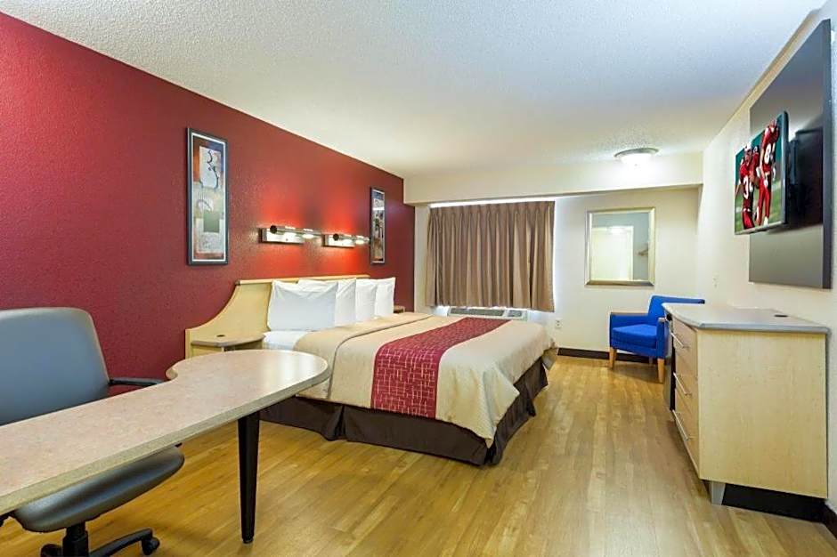 Red Roof Inn - Houston Westchase