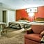 Econo Lodge Inn & Suites Groton