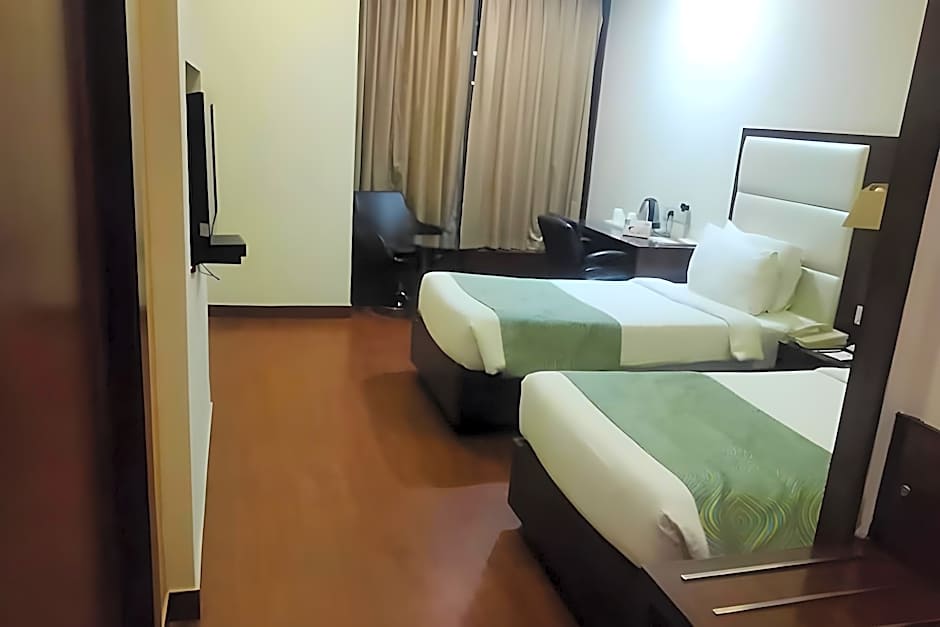 Hotel DS Clarks Inn Gurgaon