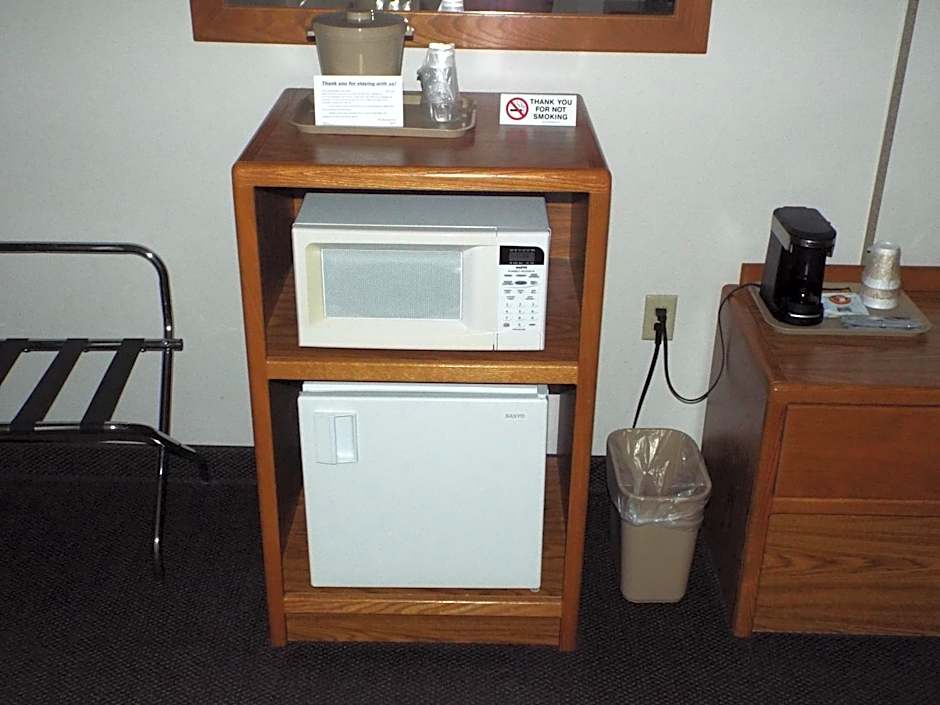 FairBridge Inn & Suites Thorp