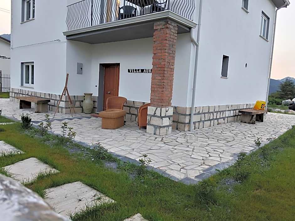 Villa Aurea Rooms & More