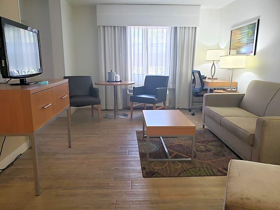 Holiday Inn Express Hotel Pittsburgh-North/Harmarville By IHG