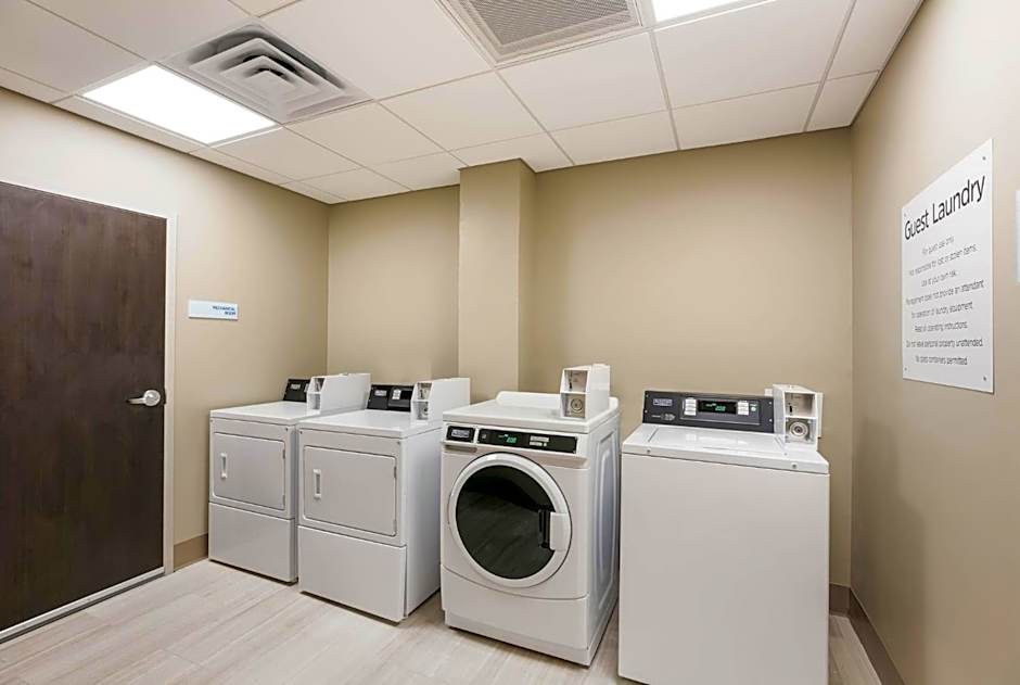 Holiday Inn Express & Suites Jacksonville - Town Center By IHG