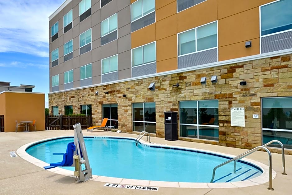 Holiday Inn Express and Suites Wylie West By IHG