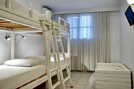 Basement Budget Quadruple Room