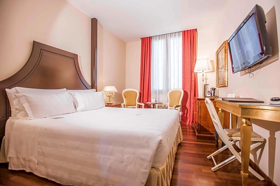 Golden Tower Hotel & Spa