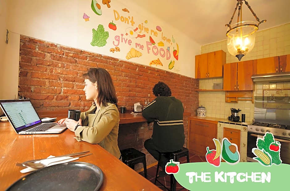 Hostal Fungi Casa Rosa