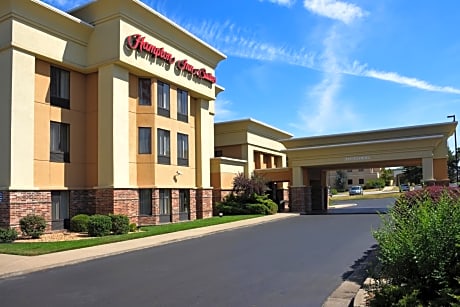 Hampton Inn & Suites Springfield