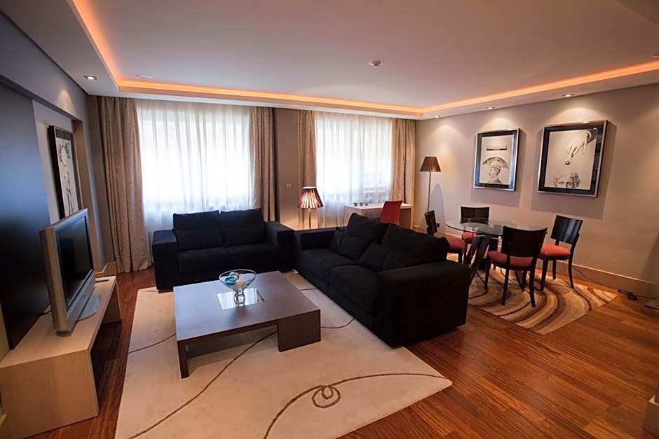 Washington Parquesol Suites & Hotel