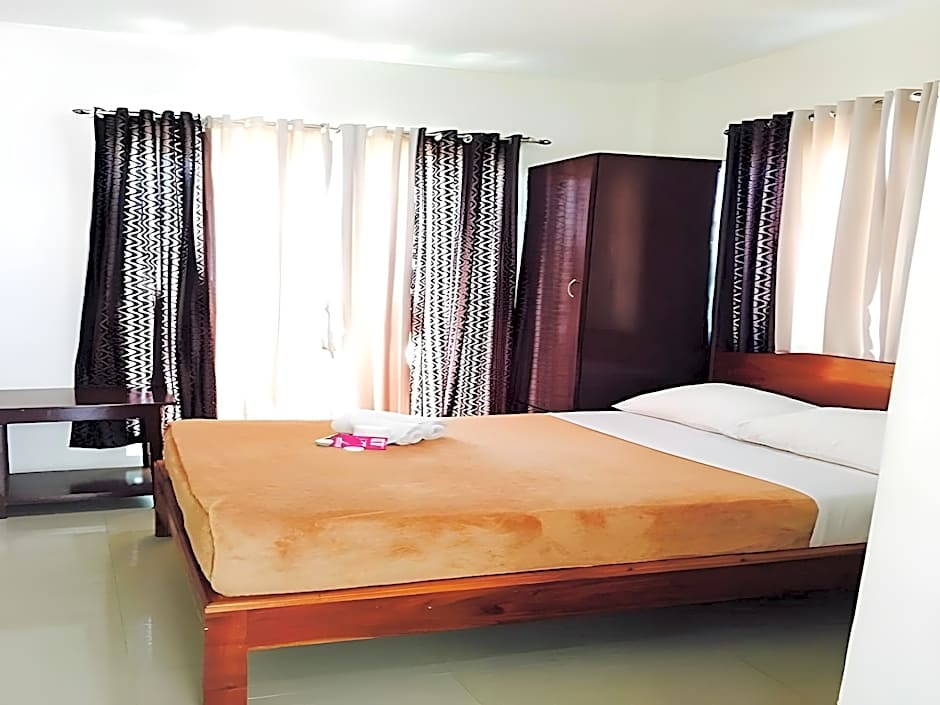 S-E Hotel And Residence