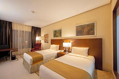 Twin Room - Smoking - 25% discount on Room Service & Laundry  & 15% discount on Spa