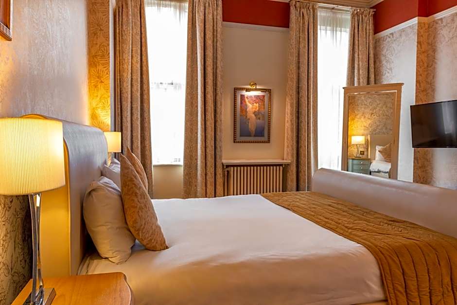 Prince Of Wales Hotel