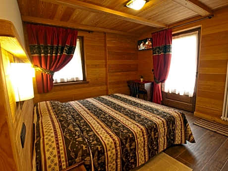 Double or Twin Room with Balcony