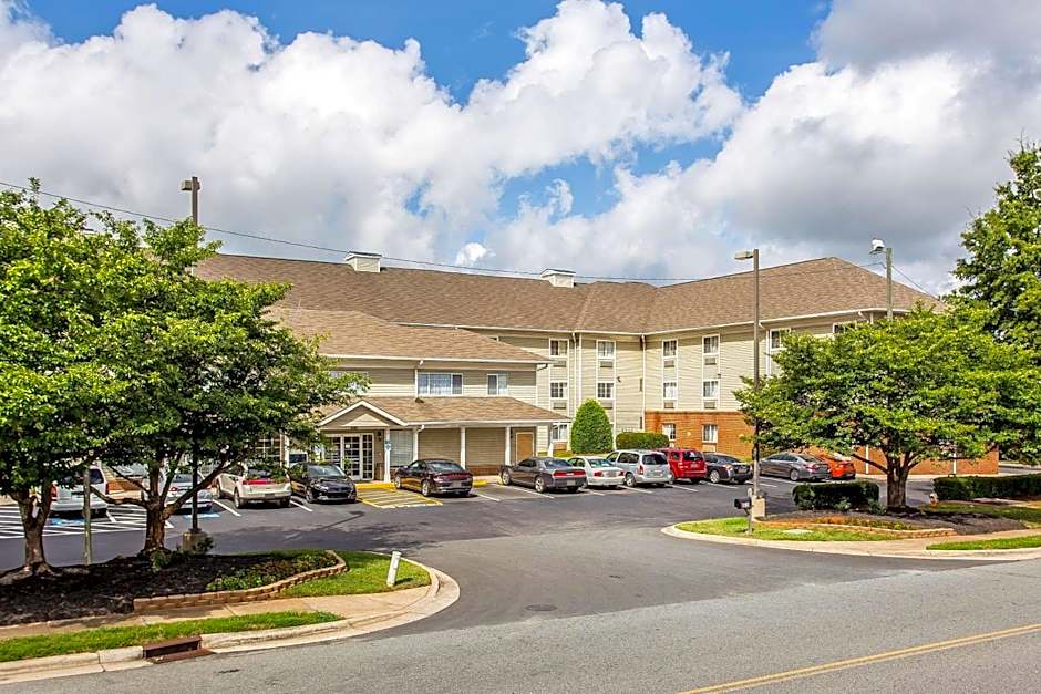 Suburban Studios near University of North Carolina-Charlotte