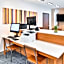 Holiday Inn Express & Suites Salem By IHG