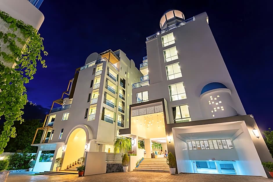 Costa Village Jacuzzi Bangsaray