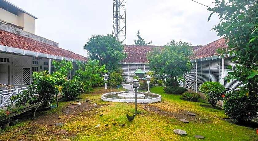 OYO 92454 Griya Raharja Guest House Syariah