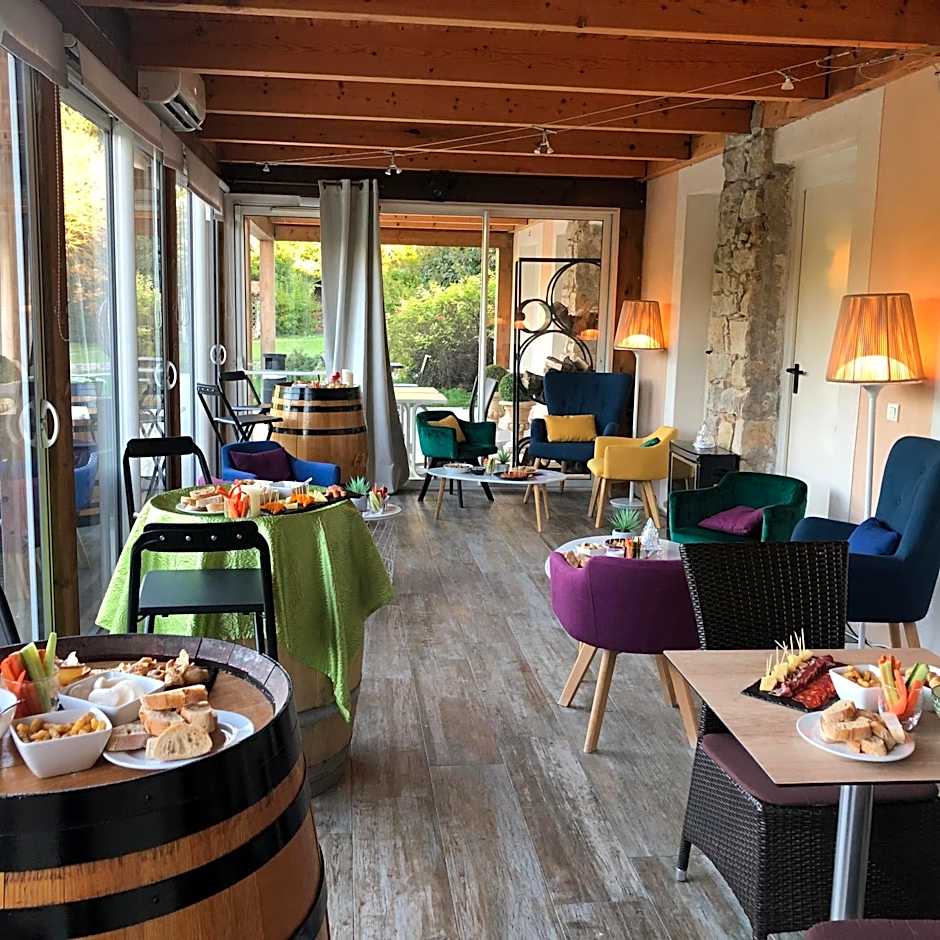 Logis Hôtel & Spa Déjeunez Sous L'Arbre