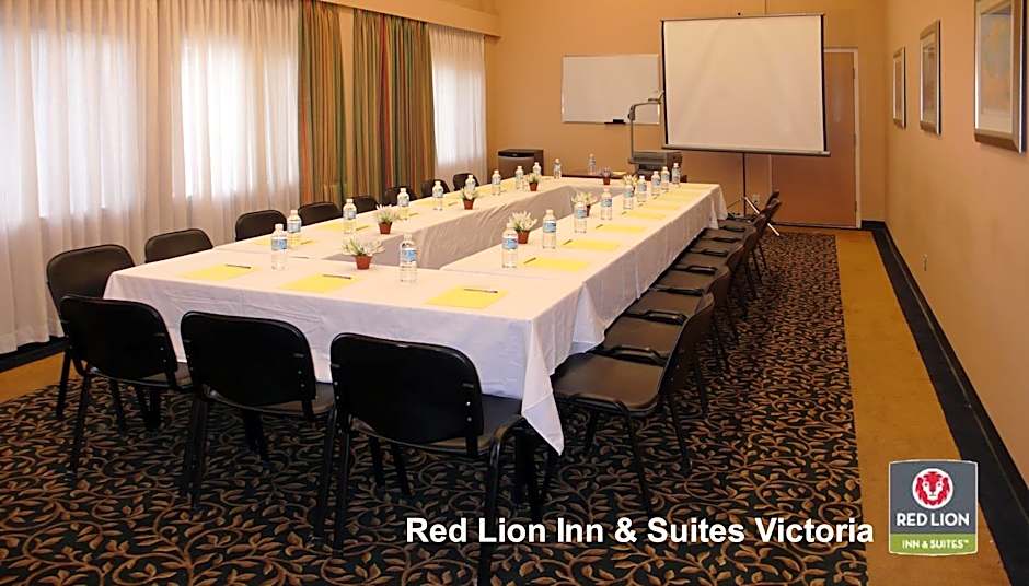 Red Lion Inn And Suites Victoria