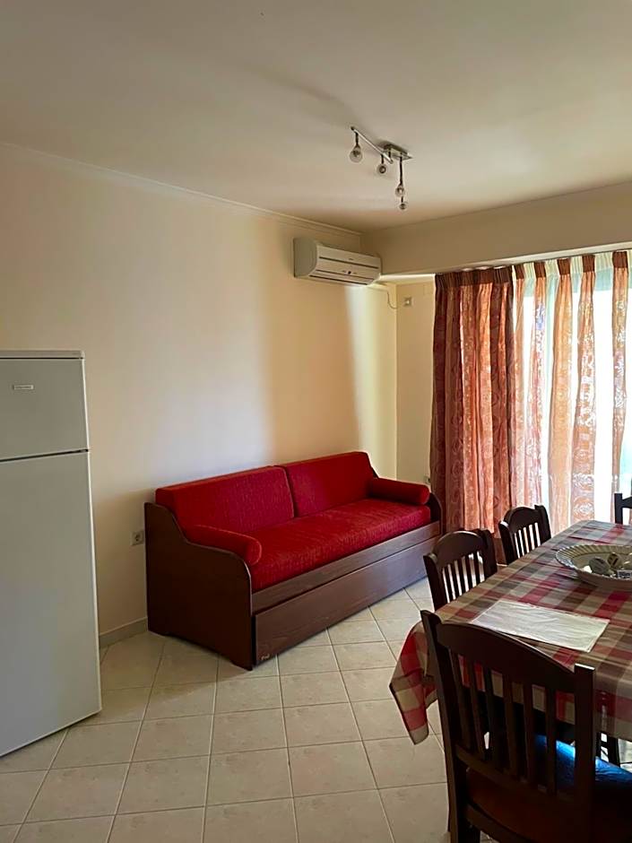 Dais Apartments