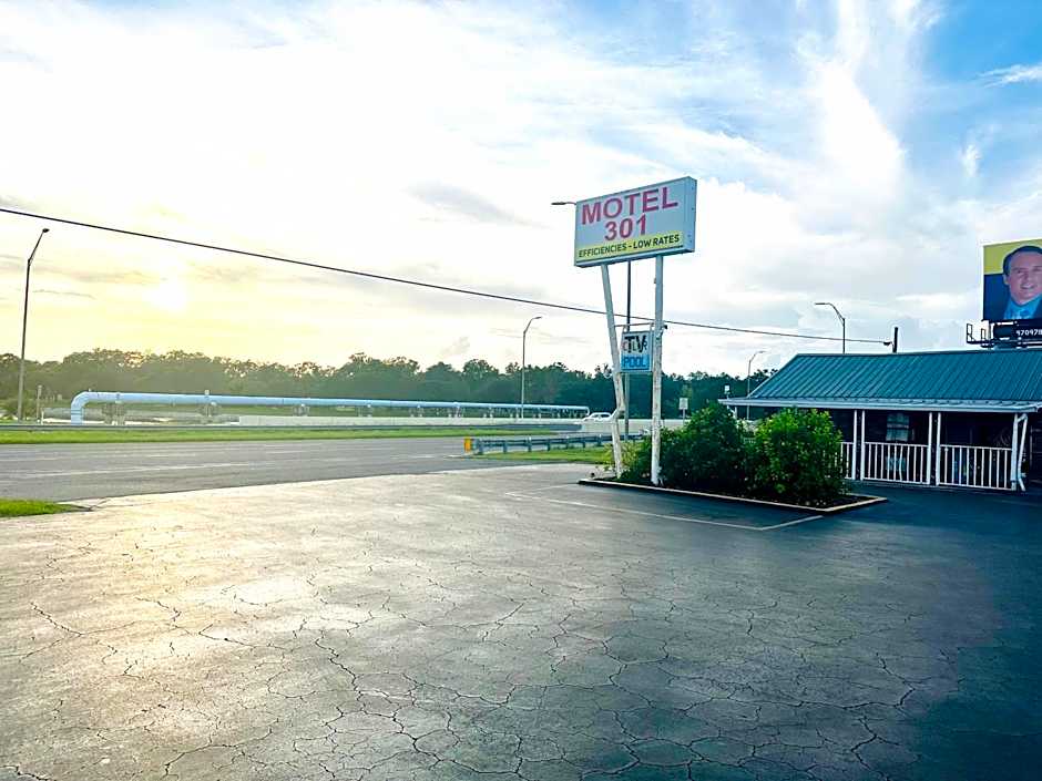 Motel 301
